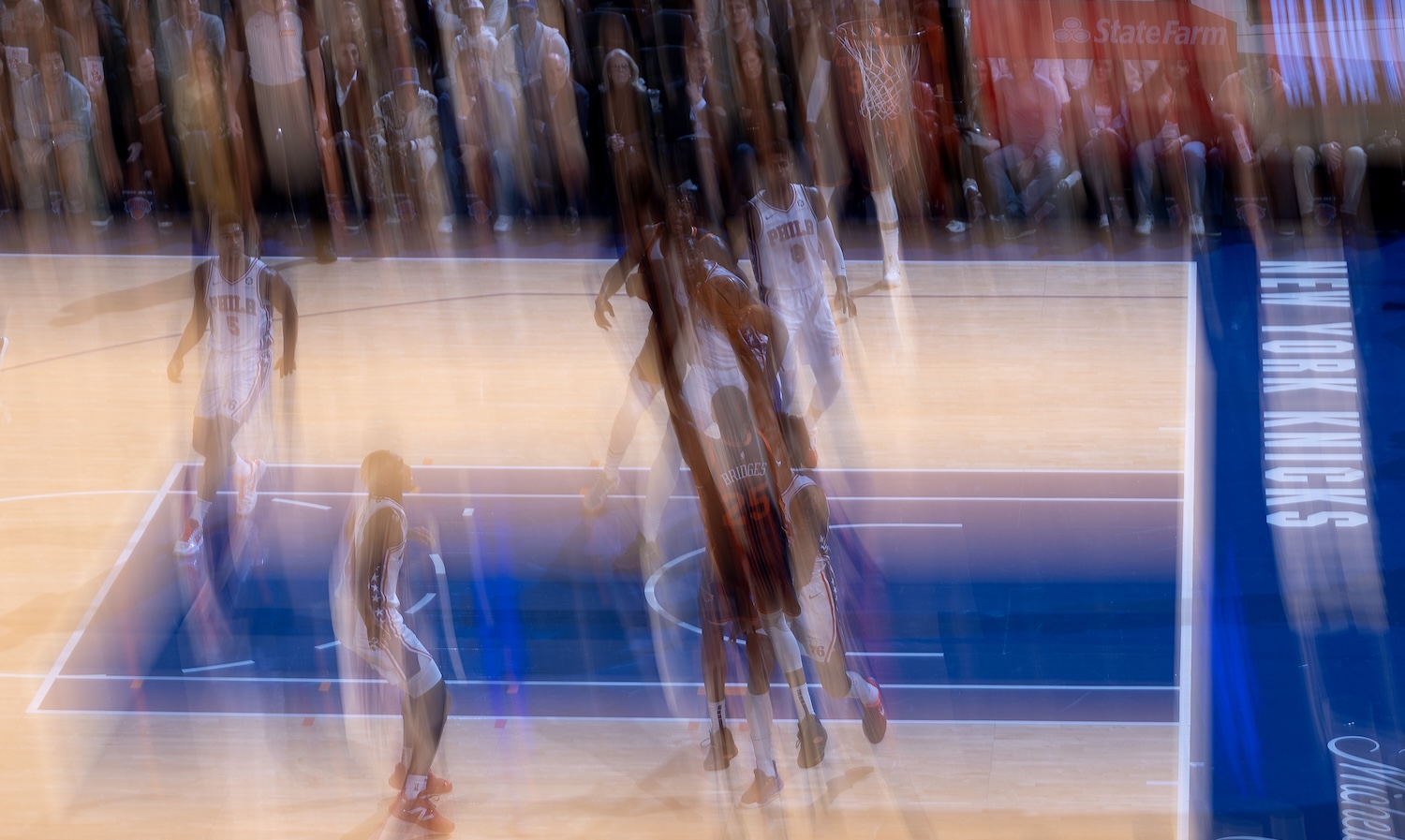 NEW YORK, NEW YORK - FEBRUARY 26: Mikal Bridges #25 of the New York Knicks shoots against the Philadelphia 76ers during their game at Madison Square Garden on February 26, 2025 in New York City. User expressly acknowledges and agrees that, by downloading and or using this photograph, User is consenting to the terms and conditions of the Getty Images License Agreement. (Photo by Al Bello/Getty Images)