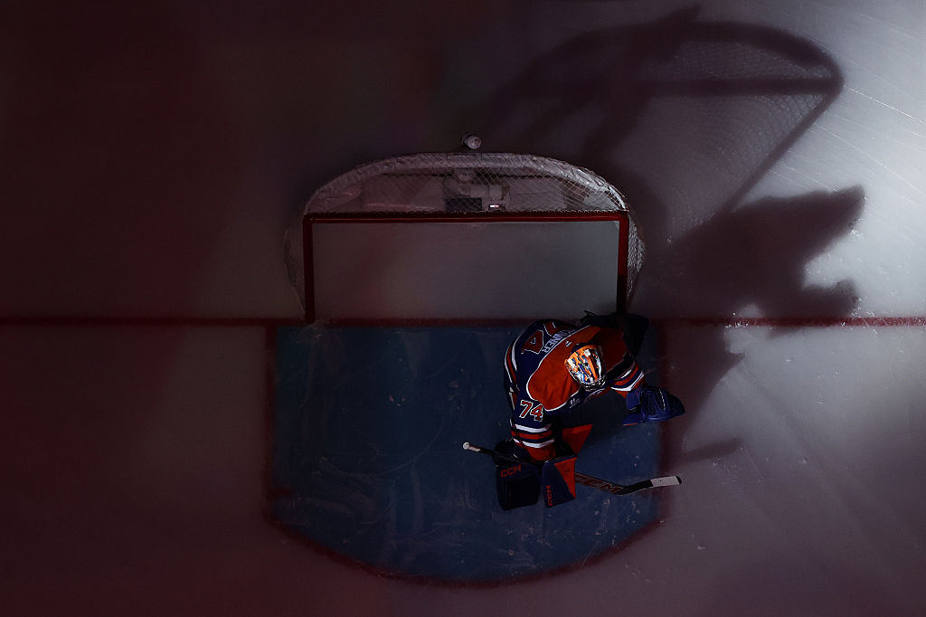 Stuart Skinner #74 of the Edmonton Oilers warms up against the Dallas Stars in Game Four
