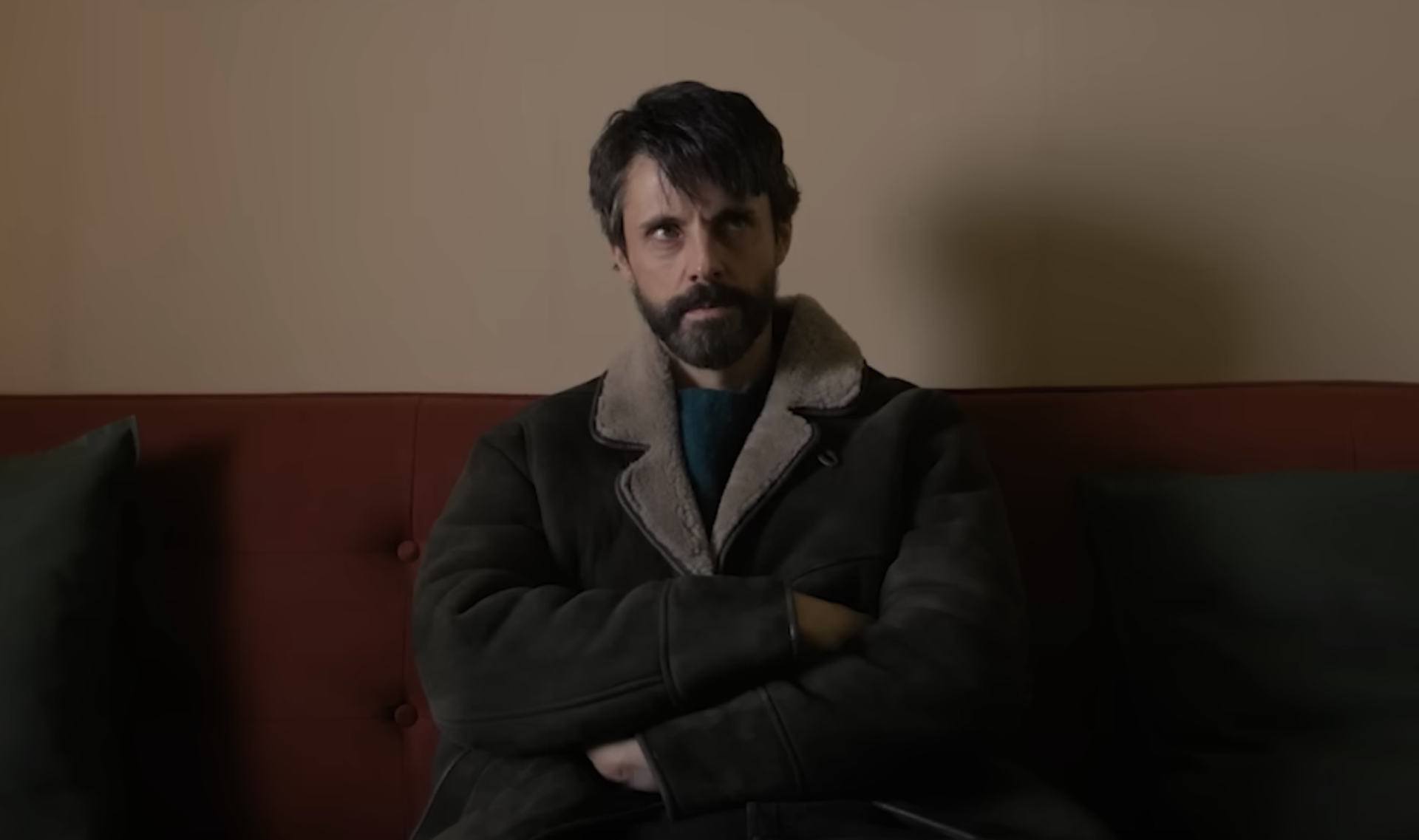 Matthew Goode in dept. q