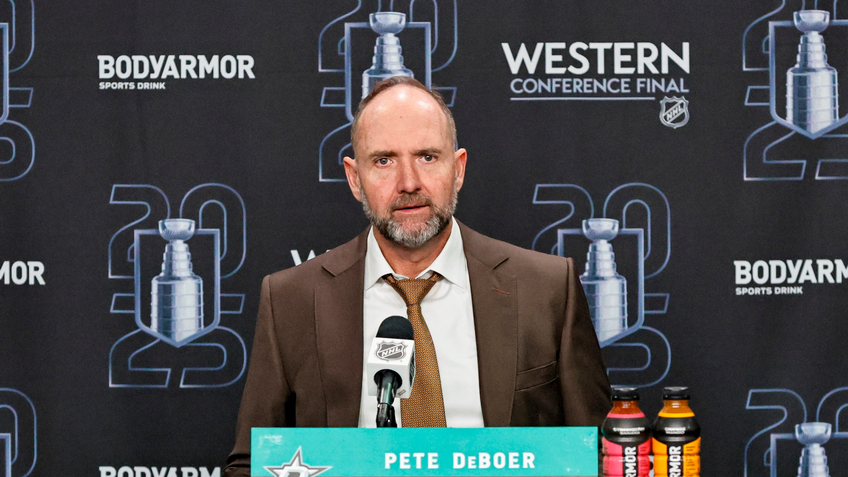 , TX - MAY 29: Dallas Stars head coach Pete DeBoer takes questions from the media after game 5 of the Western Conference Final between the Dallas Stars and the Edmonton Oilers on May 29, 2025 at American Airlines Center in Dallas, Texas. (Photo by Matthew Pearce/Icon Sportswire via Getty Images)