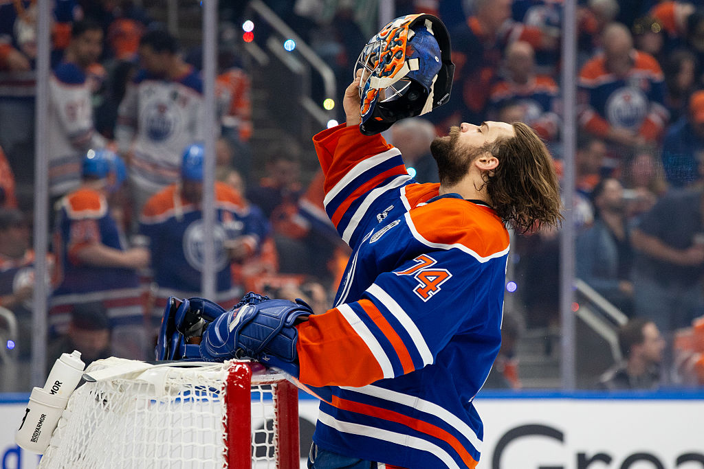 Edmonton Oilers Goalie Stuart Skinner (74) gets set in the first period of game one of Stanley Cup Final