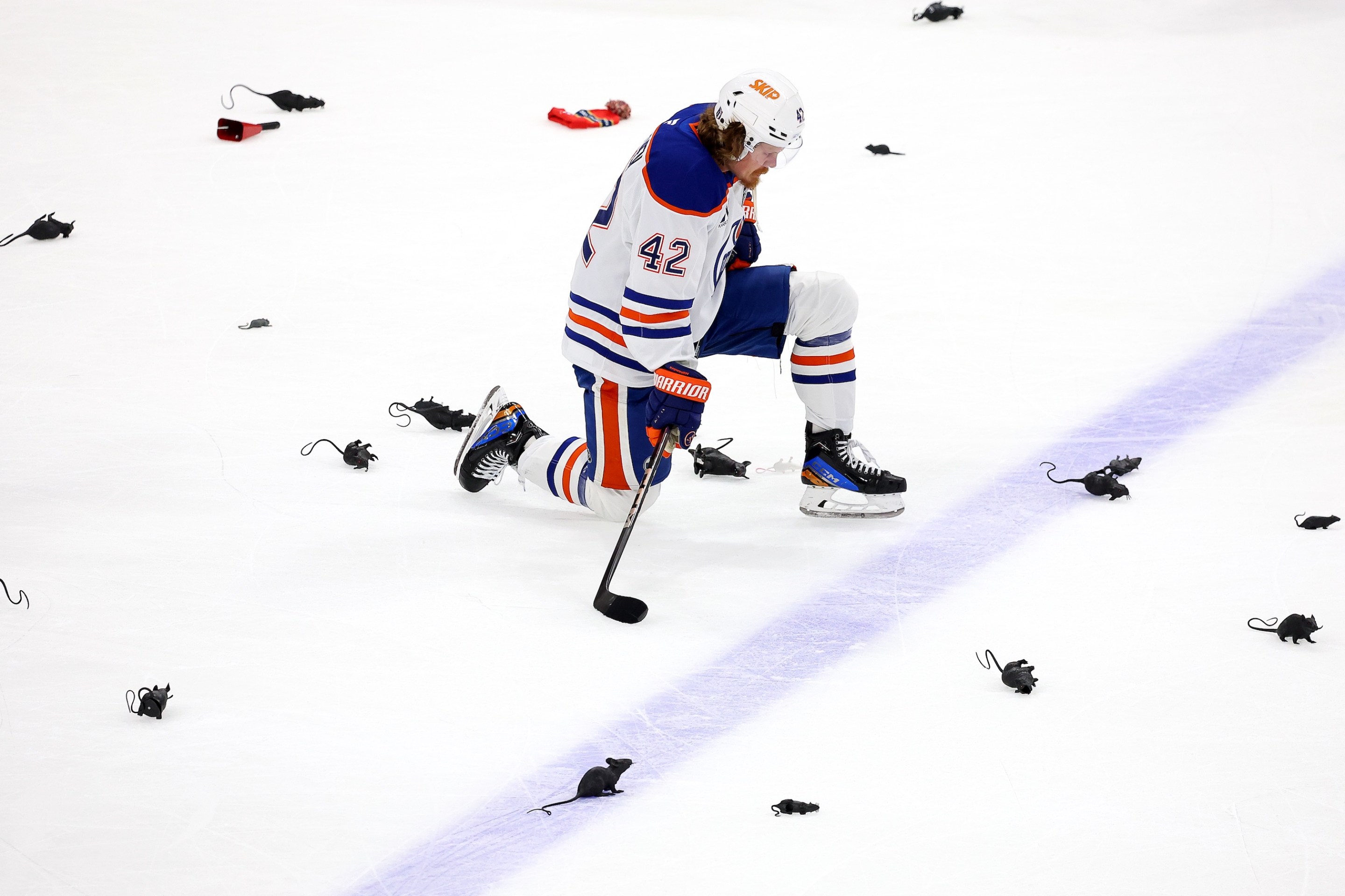 SUNRISE, FLORIDA - JUNE 17: Kasperi Kapanen #42 of the Edmonton Oilers reacts after losing to the Florida Panthers 5-1 in Game Six of the 2025 Stanley Cup Final at Amerant Bank Arena on June 17, 2025 in Sunrise, Florida. (Photo by Mike Carlson/Getty Images)