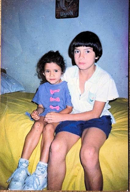 a photo of Laura Mata López and her oldest sister, Mariela Mata López.
