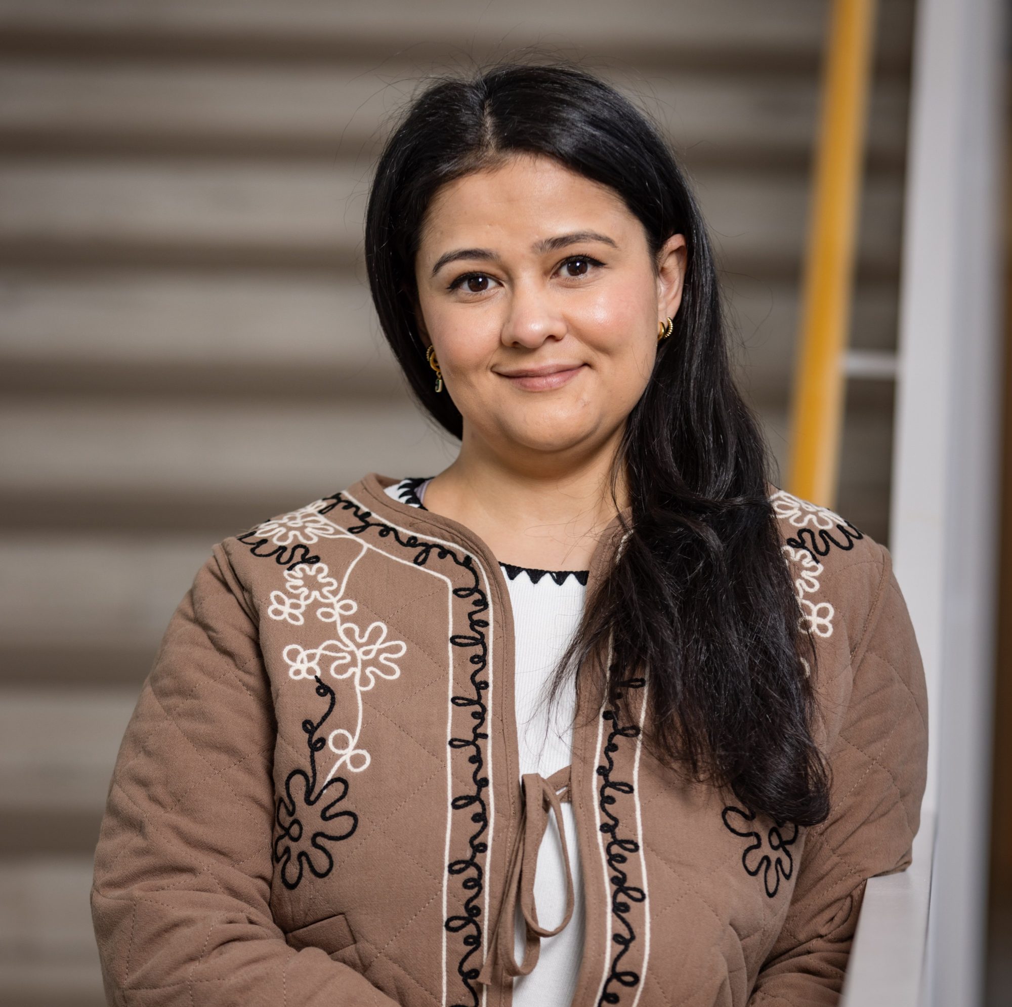 a headshot of Laura Mata López, a psychiatric nurse and doctoral student at Johns Hopkins University