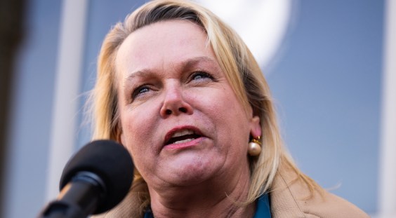 Weenie Centrist Legislator Faceplants Hard At Weekend Protest Event