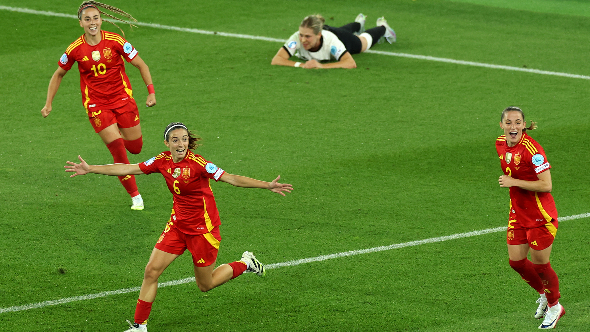 Aitana Bonmati of Spain celebrates scoring her team's first goal during the UEFA Women's EURO 2025 Semi-Final match between Germany and Spain at Stadion Letzigrund on July 23, 2025 in Zurich, Switzerland.