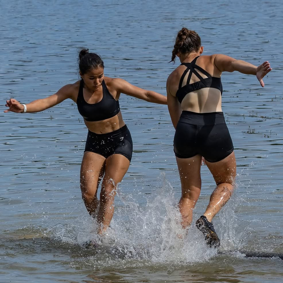 Aini Anderson (left) and Livi Pappadopoulos rolling for the top prize at the Midwest Open, in Madison, Wisconsin.