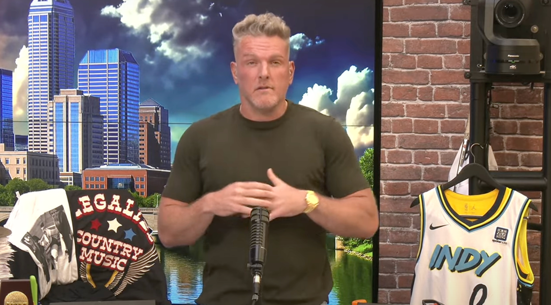 Pat McAfee Declares Himself A “Girl Dad” In Apology To Harassed College Student