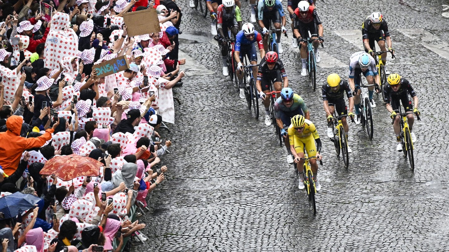 Slovenian Tadej Pogacar of UAE Team Emirates pictured in action on the Montmartre climb during stage 21 of the 2025 Tour de France cycling race, from Mantes-la-Ville to Paris (120km), on Sunday 27 July 2025 in France.