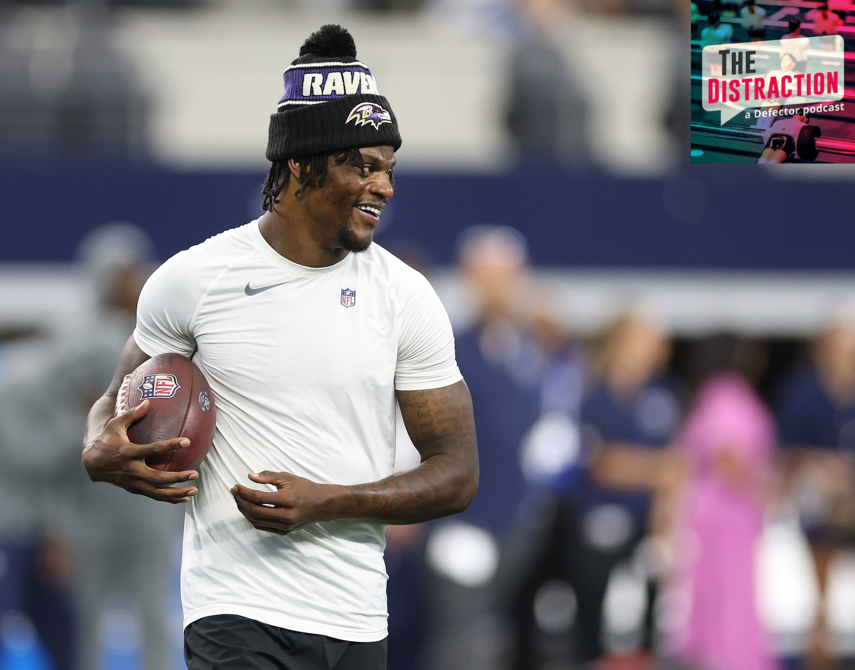 Lamar Jackson of the Baltimore Ravens participates in warmups prior to the NFL Preseason 2025 game against the Dallas Cowboys.