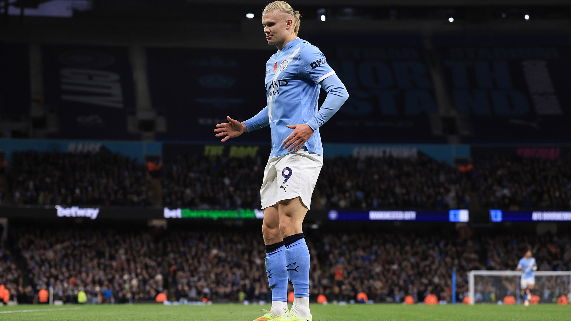 Erling Haaland of Manchester City celebrates scoring the first goal during the Premier League match between Manchester City and AFC Bournemouth at Etihad Stadium on November 2, 2025 in Manchester, England.