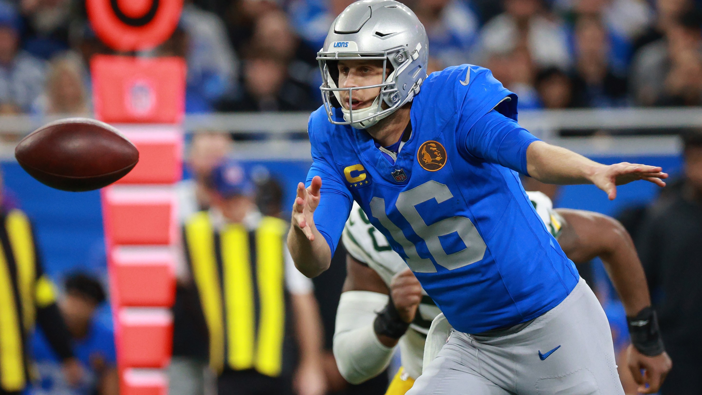 Detroit Lions quarterback Jared Goff #16 throws a pass during the second half of an NFL football game between the Green Bay Packers and the Detroit Lions