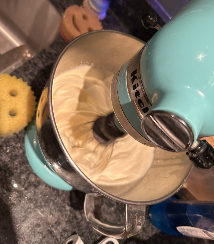 kitchenaid mixing eggs