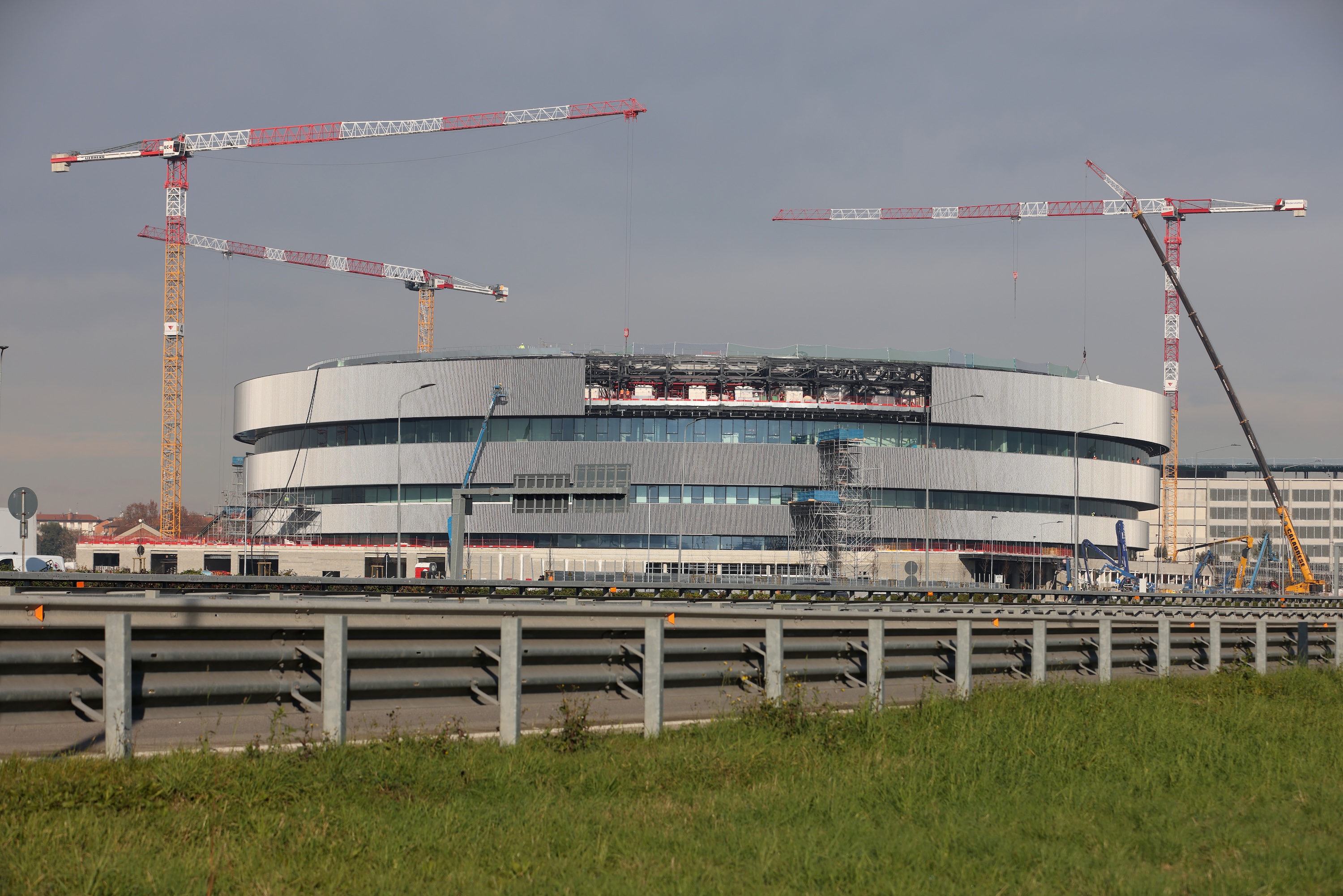 What's Going On With The Olympic Hockey Arena? | Defector