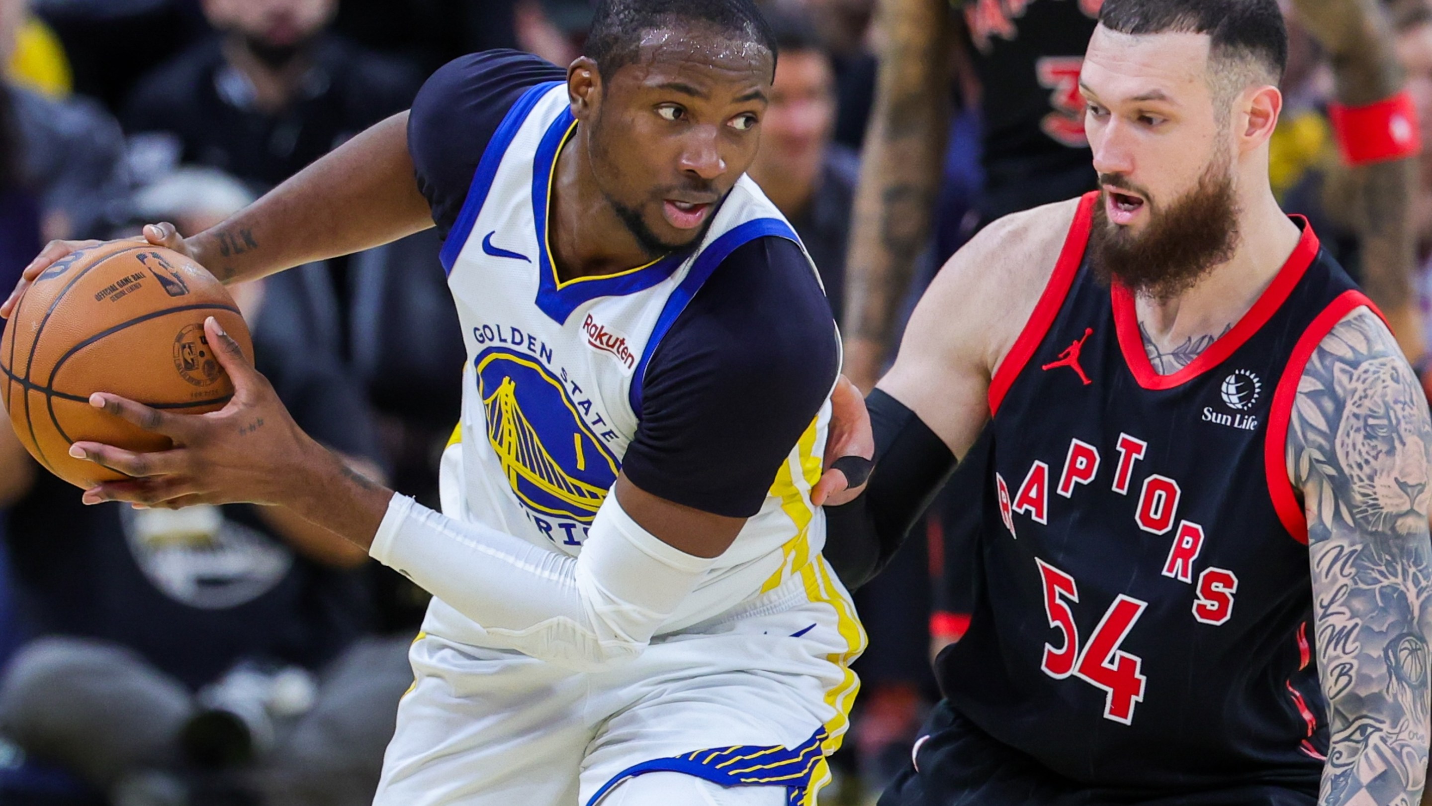 Golden State Warriors' Jonathan Kuminga L competes during the 2025-2026 NBA regular season basketball game between Golden State Warriors and Toronto Raptors on January 20, 2026.