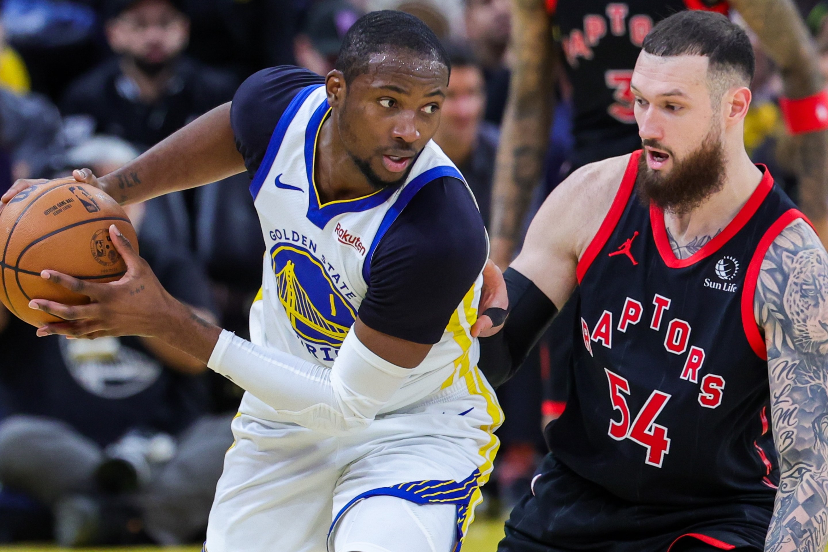 Golden State Warriors' Jonathan Kuminga L competes during the 2025-2026 NBA regular season basketball game between Golden State Warriors and Toronto Raptors on January 20, 2026.
