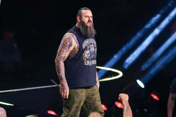 Why The Hottest New Pro Wrestling Chant Is “Fuck ICE”