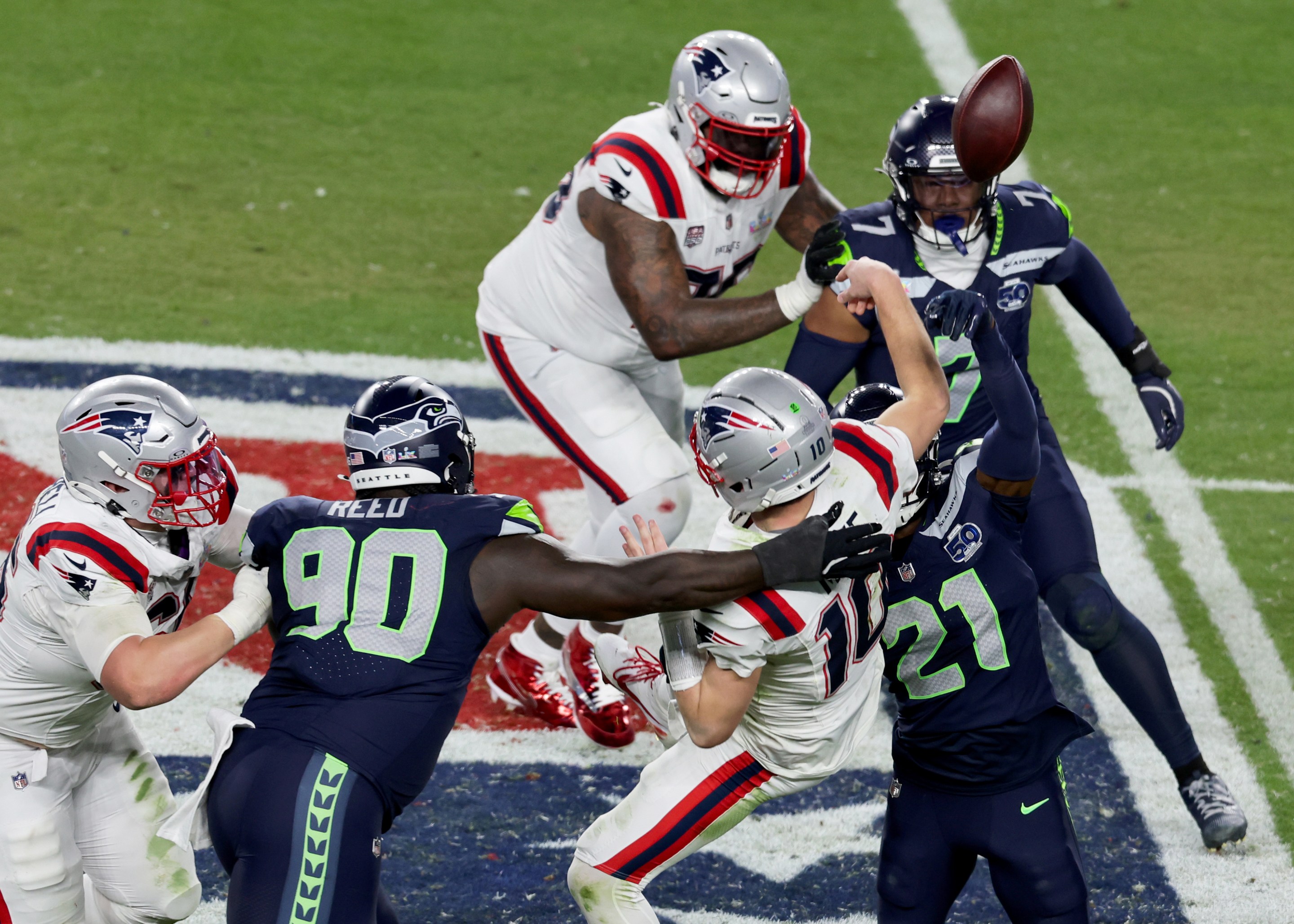 Santa Clara, CA - February 8: New England Patriots quarterback Drake Maye loses the ball in the fourth quarter. The New England Patriots and Seattle Seahawks played in Super Bowl LX at Levi's Stadium on February 8, 2026.