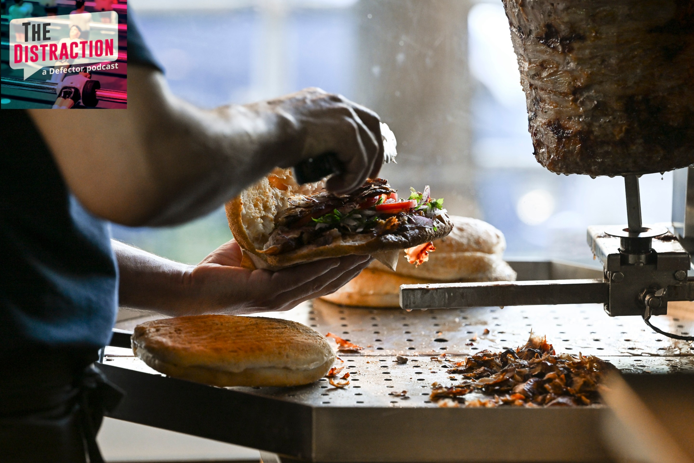 A kebab is prepared in the Elbis-Döner restaurant at Berliner Straße 2 in Wilmersdorf. It looks good as hell.