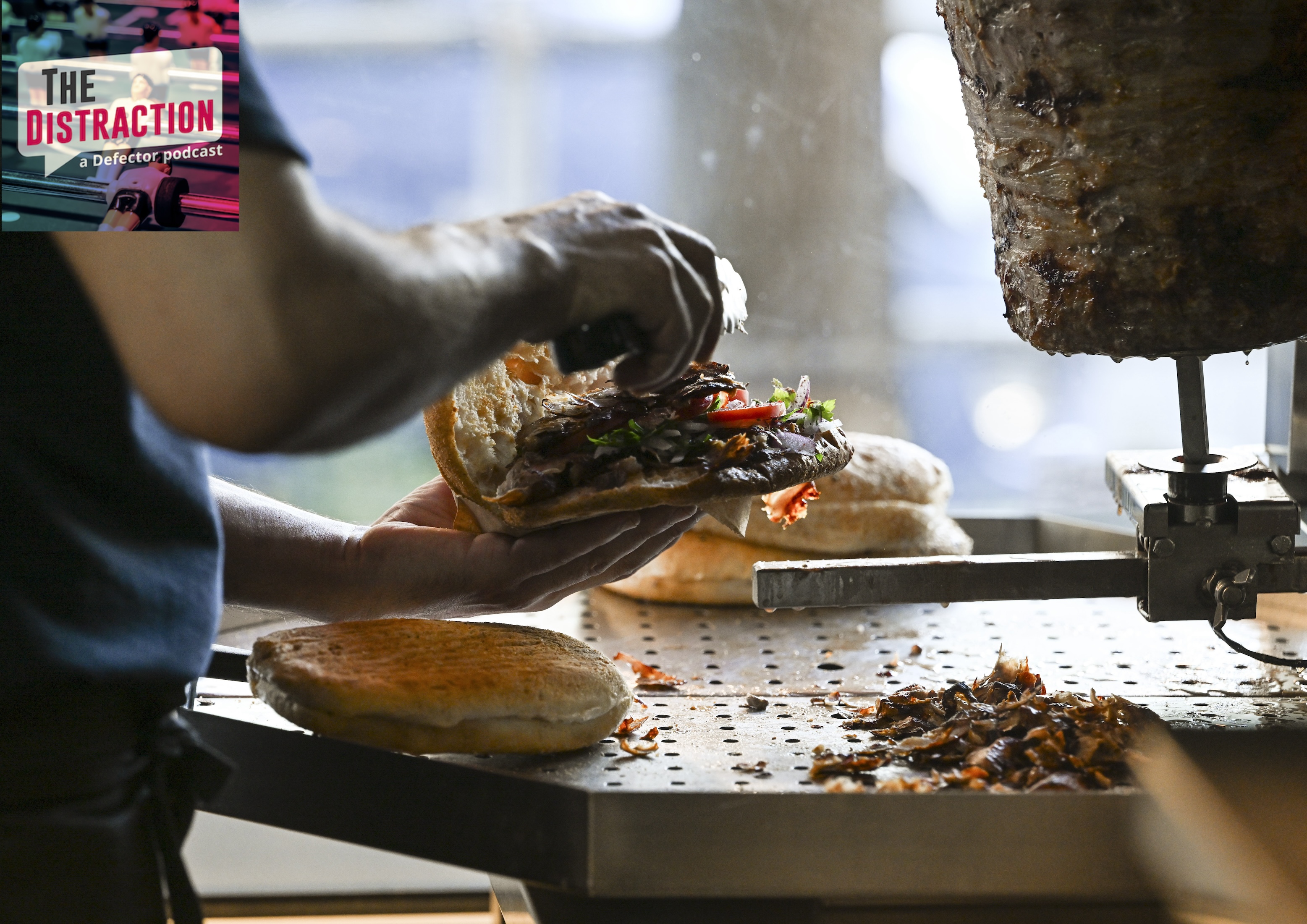 A kebab is prepared in the Elbis-Döner restaurant at Berliner Straße 2 in Wilmersdorf. It looks good as hell.