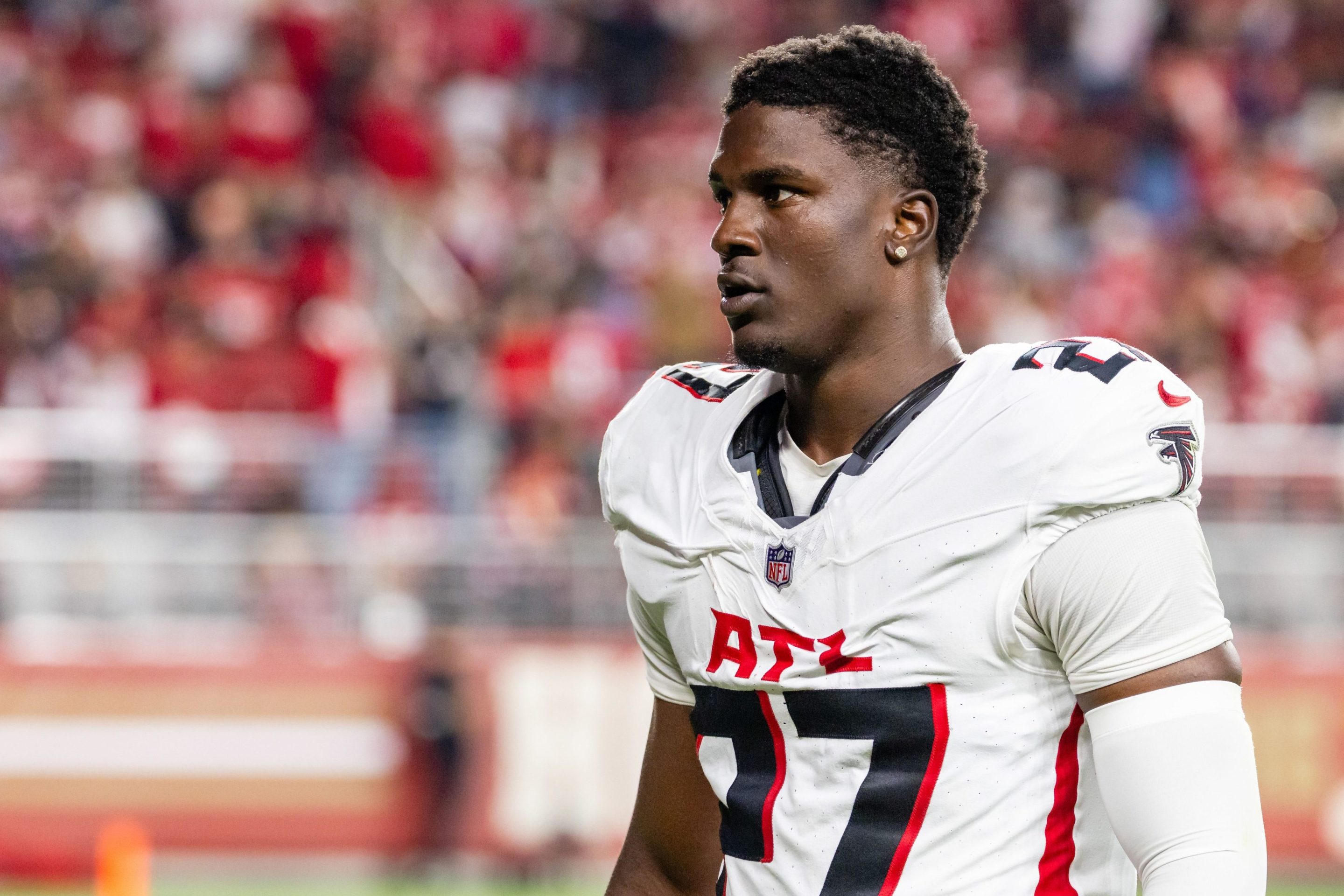 ames Pearce Jr. #27 of the Atlanta Falcons walks toward the locker room at halftime of a NFL game between the Atlanta Falcons and the San Francisco 49ers on October 19, 2025 at Levi's Stadium in Santa Clara, CA.