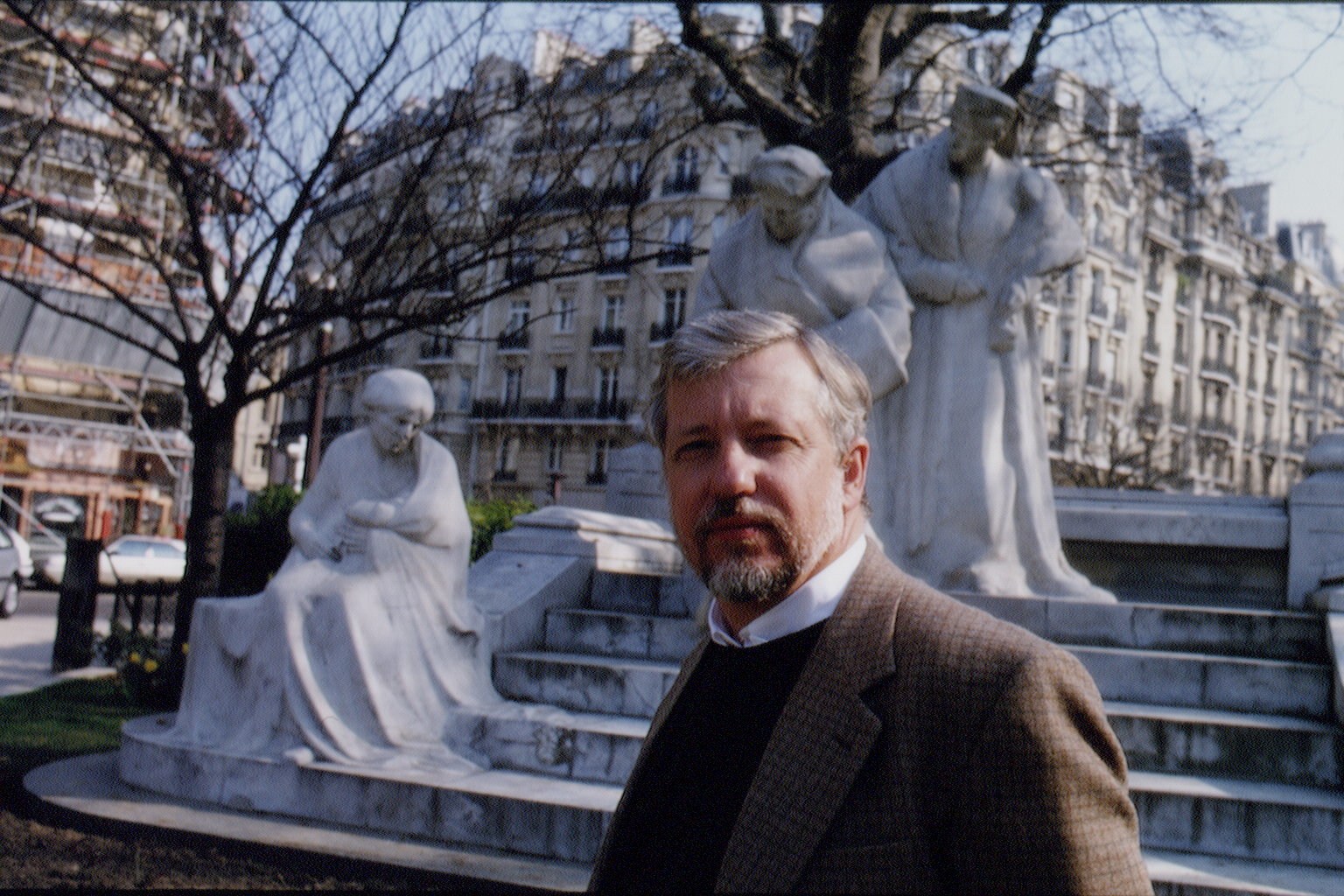 WRITER DAN SIMMONS PUBLISHES 'FIRES OF EDEN'
