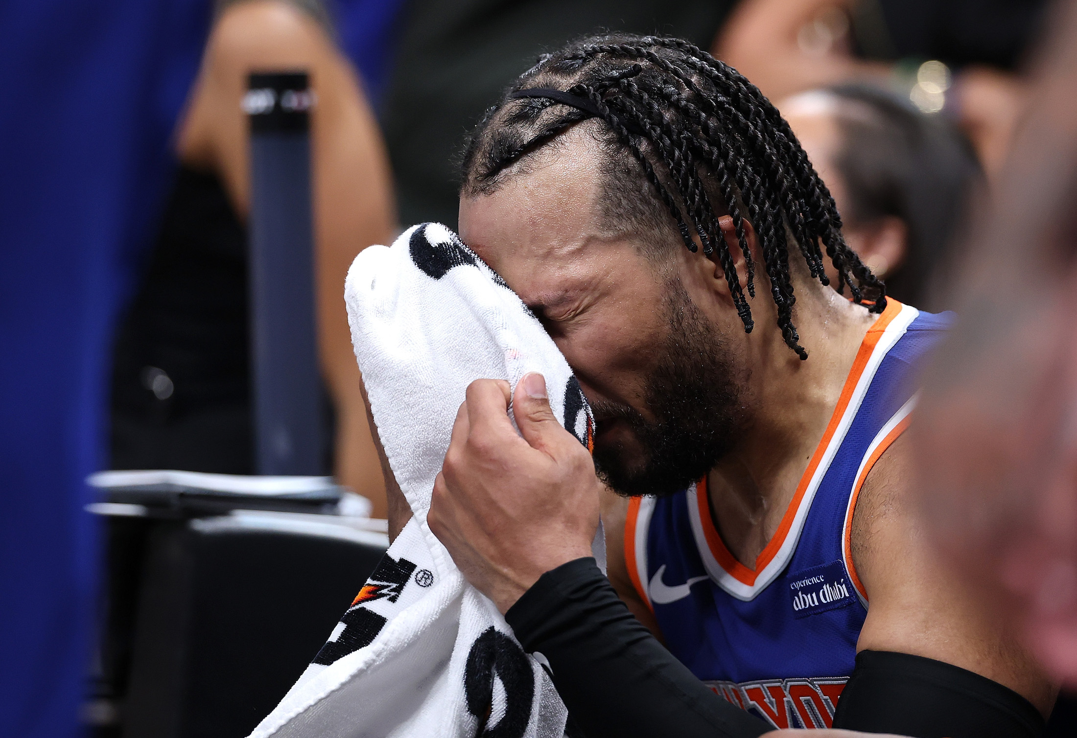 ATLANTA, GEORGIA - APRIL 23: Jalen Brunson #11 of the New York Knicks reacts on the bench after a go-ahead basket by CJ McCollum #3 of the Atlanta Hawks in the final seconds of the fourth quarter of game three of the Eastern Conference first round playoffs at State Farm Arena on April 23, 2026 in Atlanta, Georgia. NOTE TO USER: User expressly acknowledges and agrees that, by downloading and or using this photograph, User is consenting to the terms and conditions of the Getty Images License Agreement. (Photo by Kevin C. Cox/Getty Images)