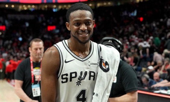De’Aaron Fox Makes The Game Fun For The Spurs