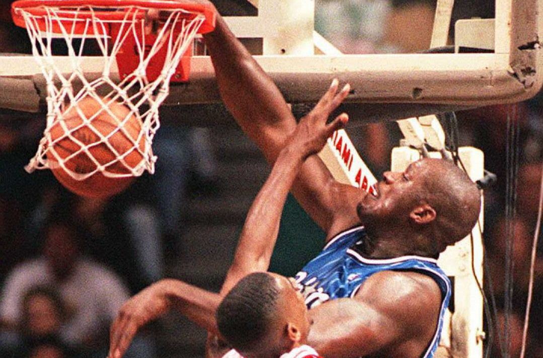 Shaq dunking on the Miami Heat