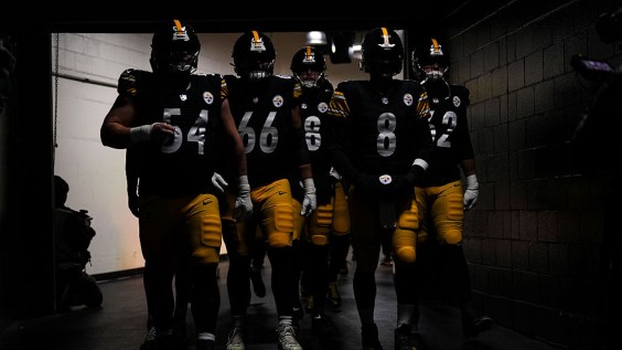 Steelers, Longing For A Quiet Death, Willing To Wait For Aaron Rodgers