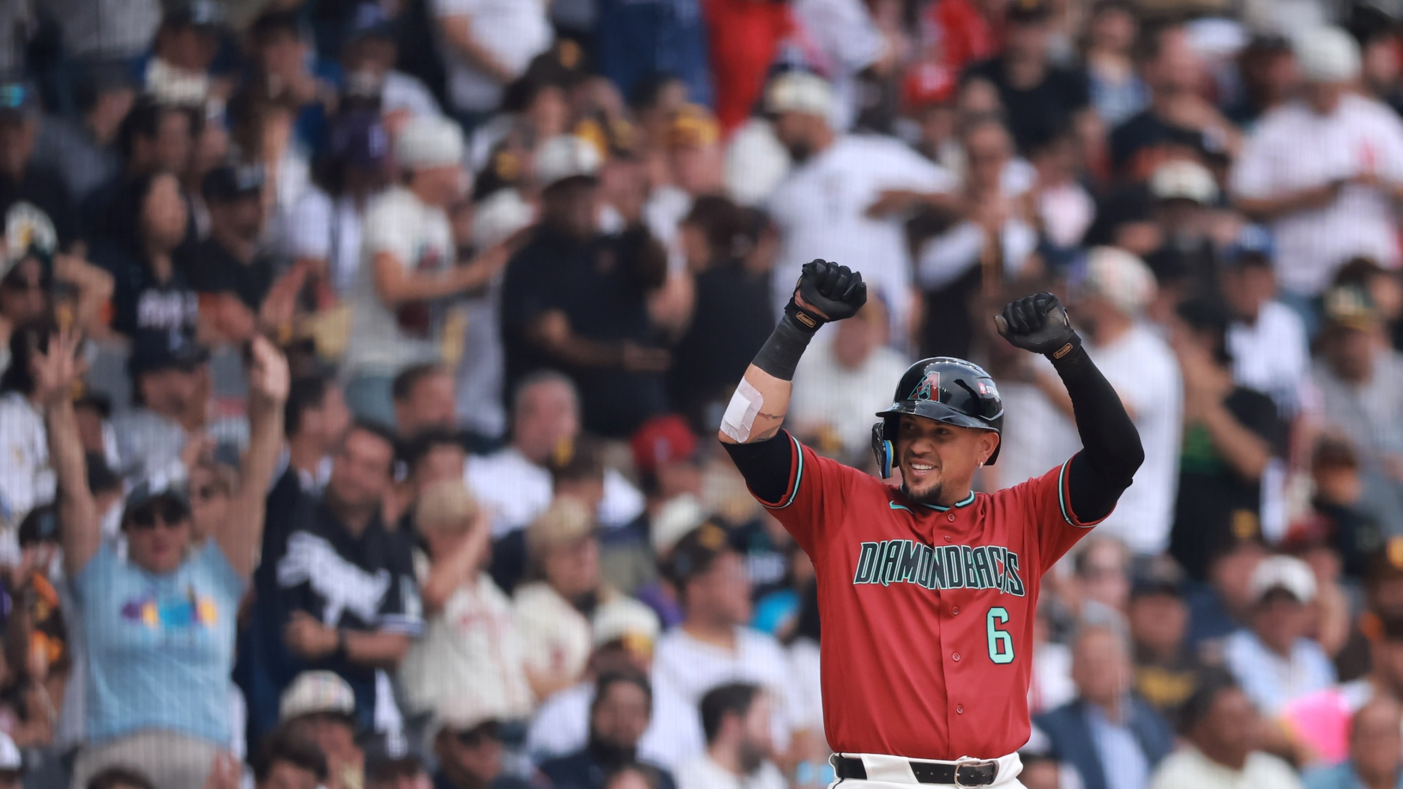 Ildemaro Vargas #6 of the Arizona Diamondbacks reacts into third base during the eighth inning of the MLB Mexico City Series game between San Diego Padres and Arizona Diamondbacks at Estadio Alfredo Harp Helú on April 26, 2026 in Mexico City, Mexico.
