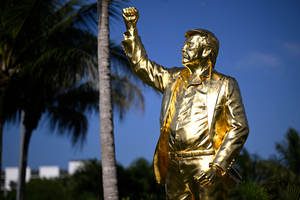 Pastor Clarifies That Giant, Shiny Trump Statue Worshippers Love Is NOT An Idol