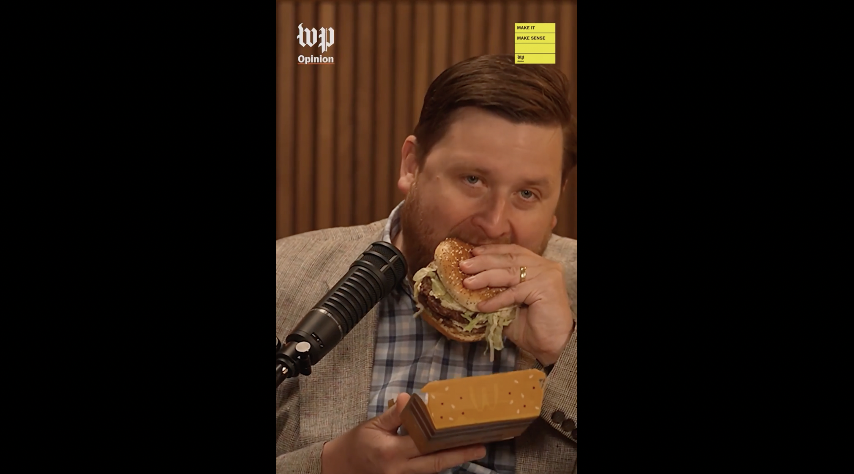 James Hohmann munches a burger