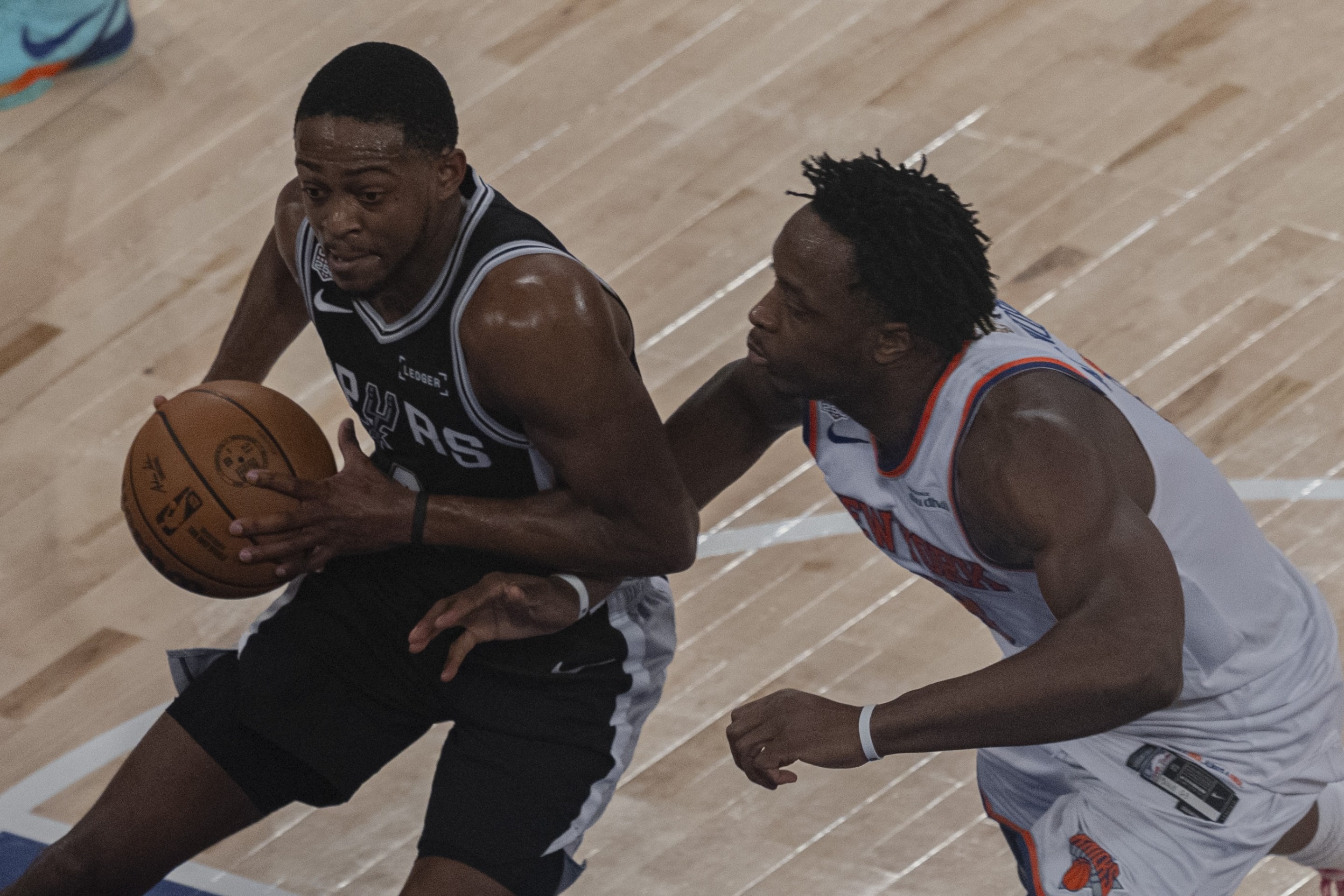 NEW YORK, UNITED STATES - JUNE 8: OG Anunoby (8) of the New York Knicks and De'Aaron Fox (4) of San Antonio Spurs in action during the National Basketball Association (NBA) finals game between the New York Knicks and San Antonio Spurs at the Madison Square Garden in New York, United States on June 8, 2026. (Photo by Celal Gunes/Anadolu via Getty Images)