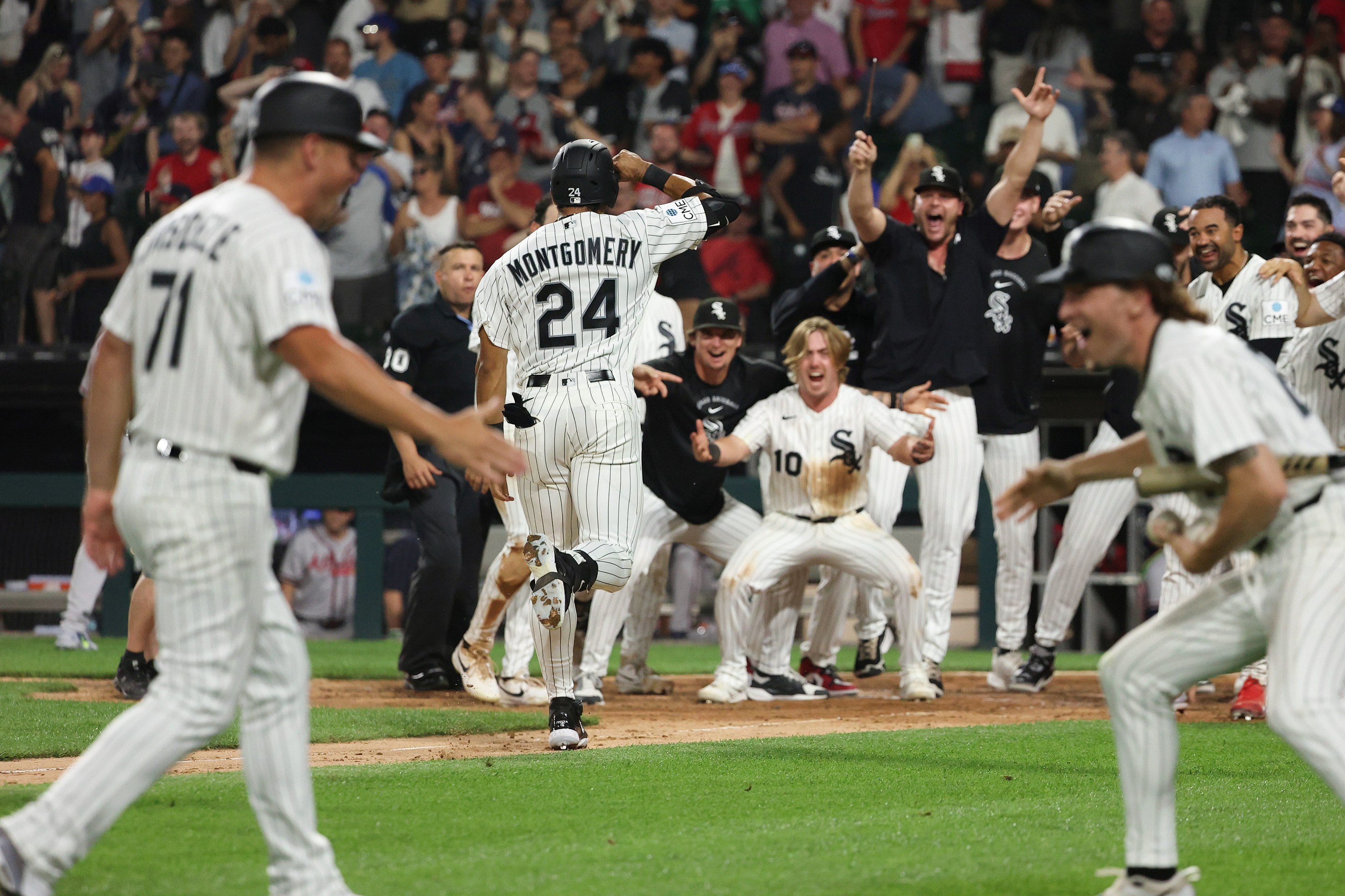 The Chicago White Sox celebrate a walk-off, two-run home run by Braden Montgomery