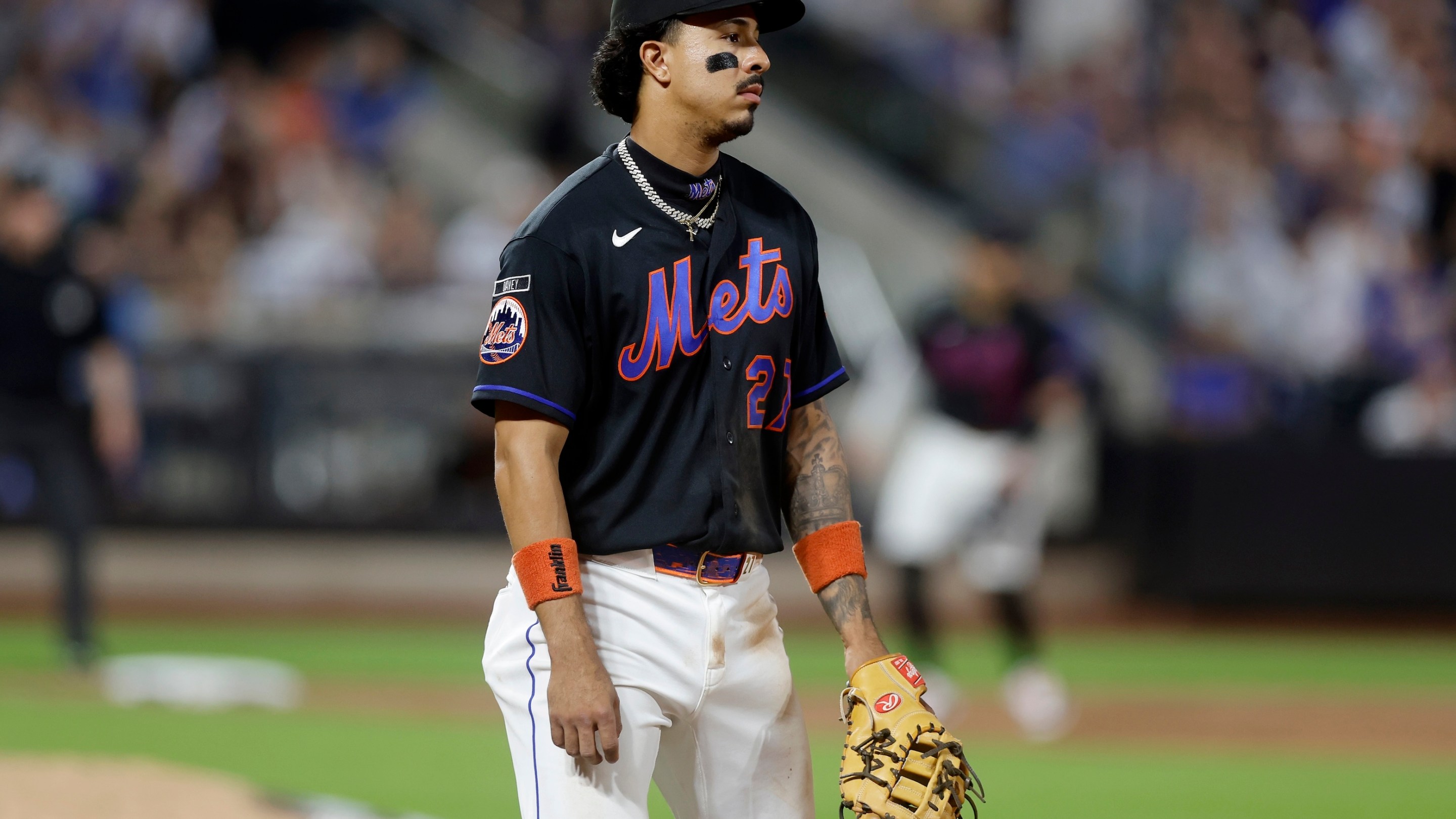 Mark Vientos of the New York Mets reacts after a ninth inning error against the Chicago Cubs at Citi Field on June 24, 2026 in New York City.