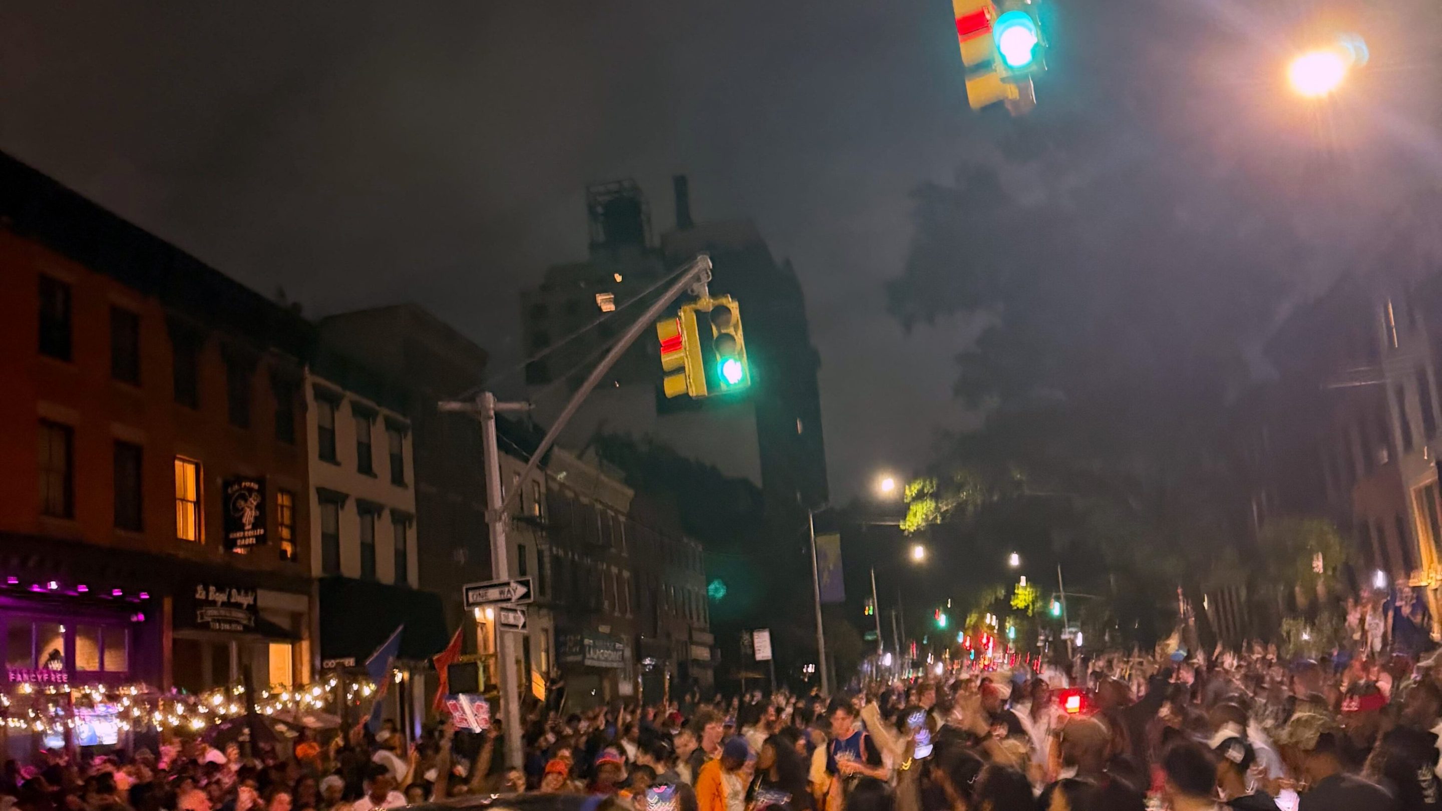 A large group of hundreds of New Yorkers reveling after Game 4 of the NBA Finals
