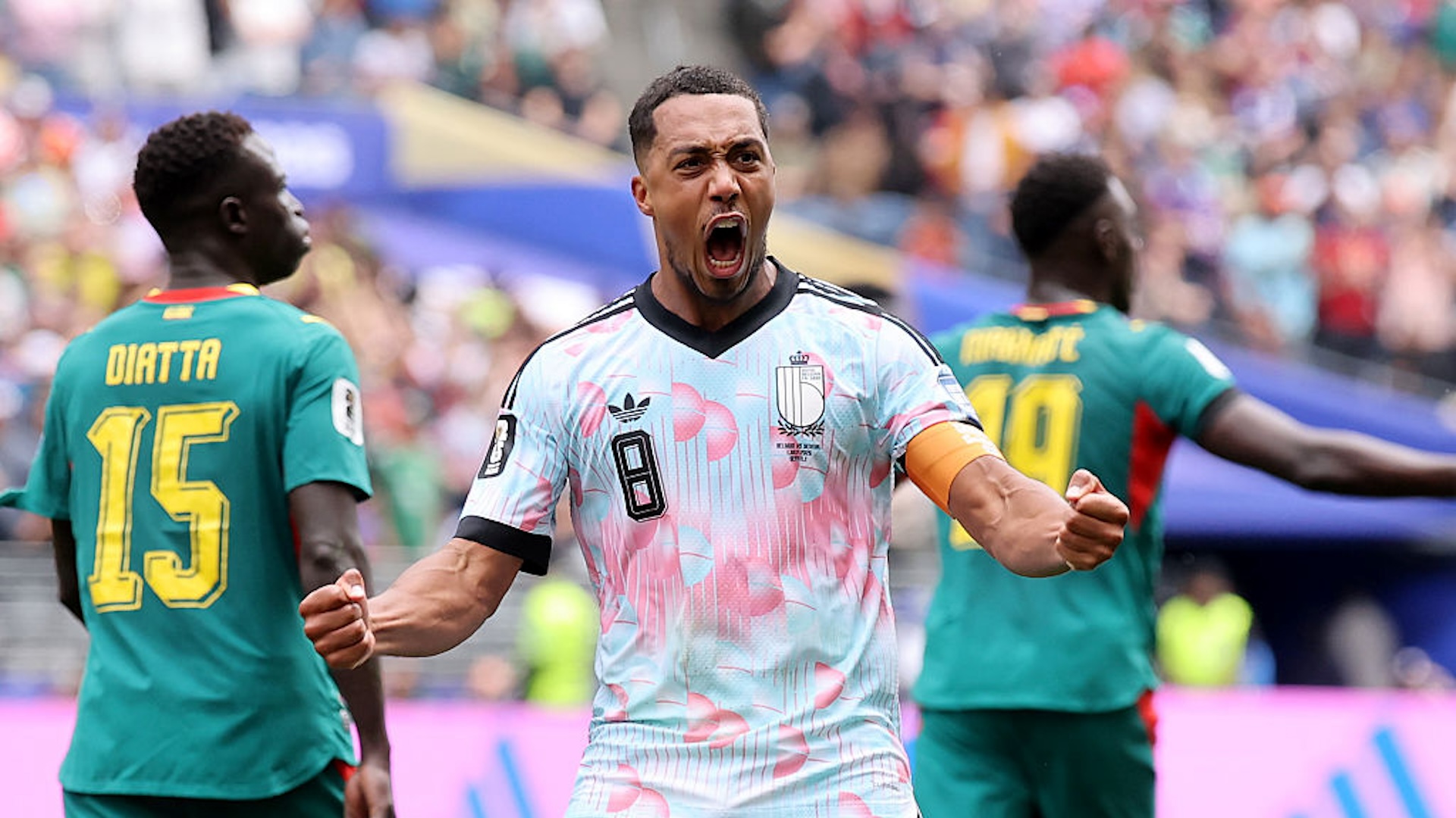Youri Tielemans celebrates his goal