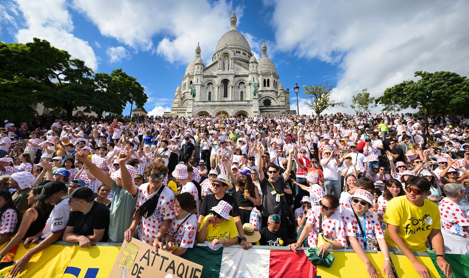 Fans at Montmartre pictured before stage 21 of the 2026 Tour de France cycling race, a stage of 130km from Thoiry to Paris Champs-Elysees , on Sunday 26 July 2026. The 113th edition of the Tour de France starts on Saturday 4 July in Barcelona, Spain, and will finish in Paris, France on the 26th of July. BELGA PHOTO DAVID PINTENS (Photo by DAVID PINTENS / BELGA MAG / Belga via AFP)