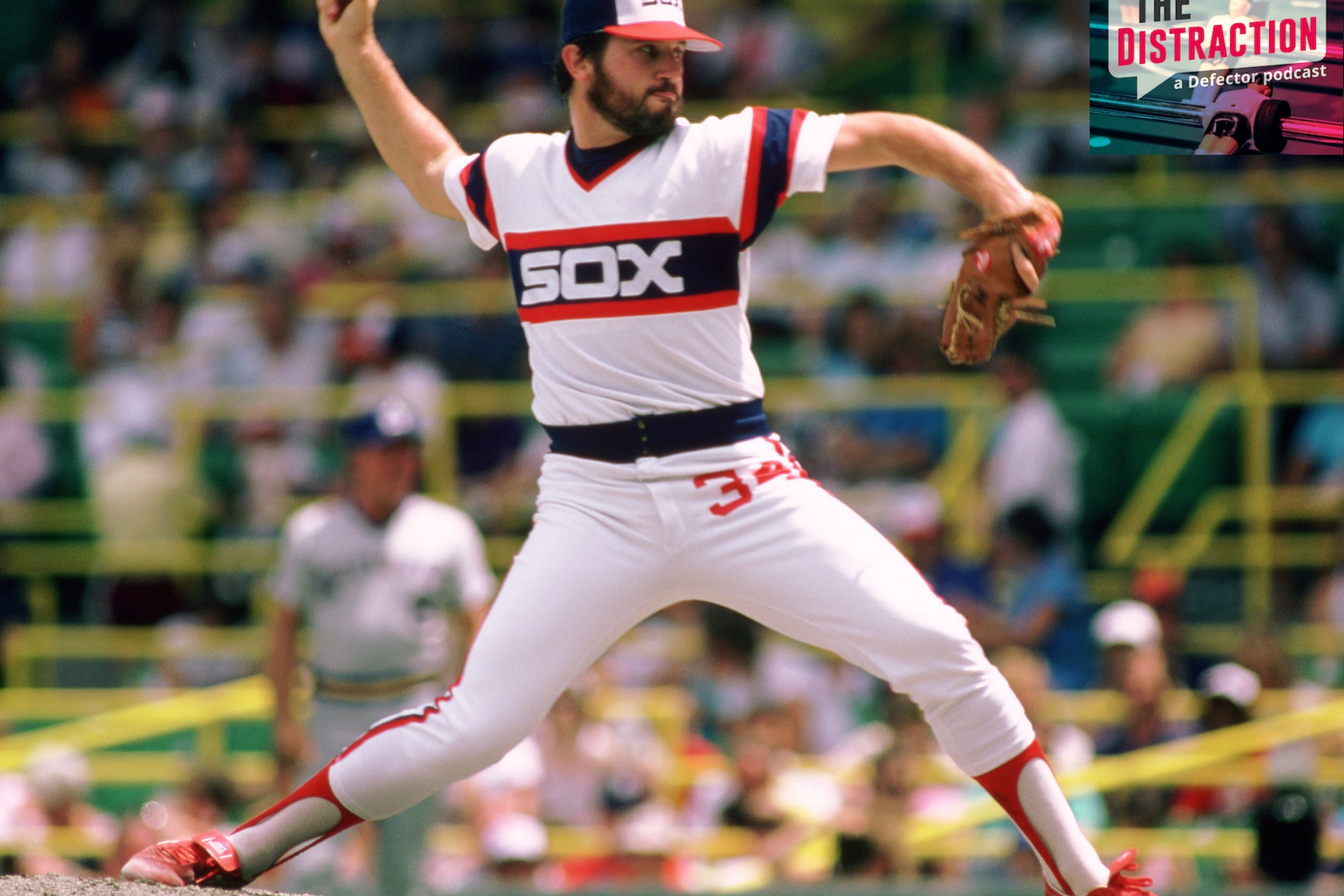 Rich Dotson of the Chicago White Sox pitches during an MLB game at Comiskey Park in Chicago, Illinois during the 1986 season.
