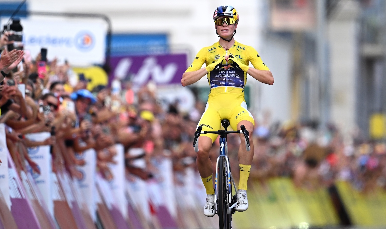 NICE, FRANCE - AUGUST 09: Demi Vollering of Netherlands and Team FDJ United - SUEZ - Yellow Leader Jersey celebrates at finish line as stage and final overall race winner during the 5th Tour de France Femmes 2026, Stage 9 a 99.2km stage from Nice to Nice / #UCIWWT / on August 09, 2026 in Nice, France. (Photo by Tim de Waele/Getty Images)