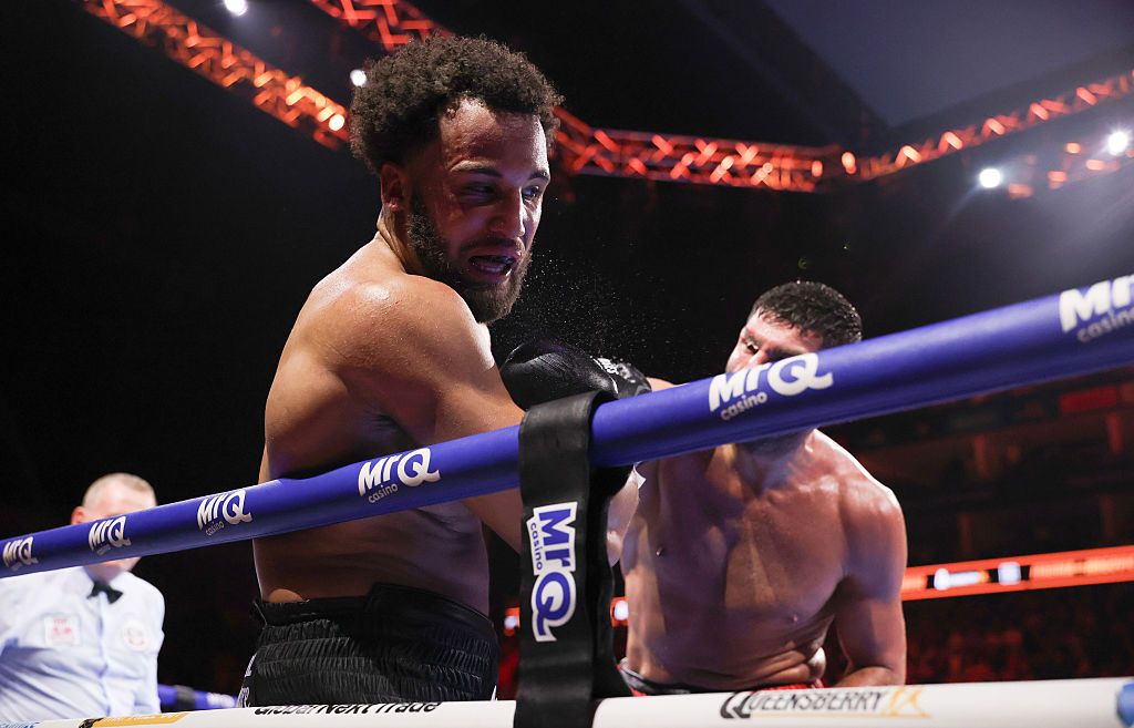 Moses Itauma takes a punch fro Filip Hrgovic