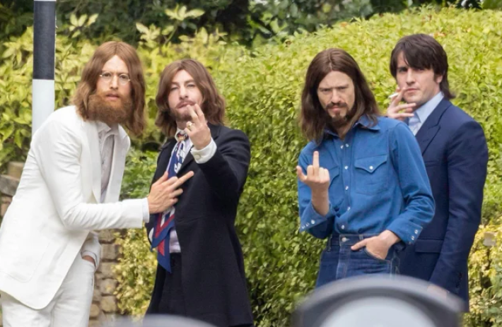 another photo of the wigs. the same one as at the top of the article.