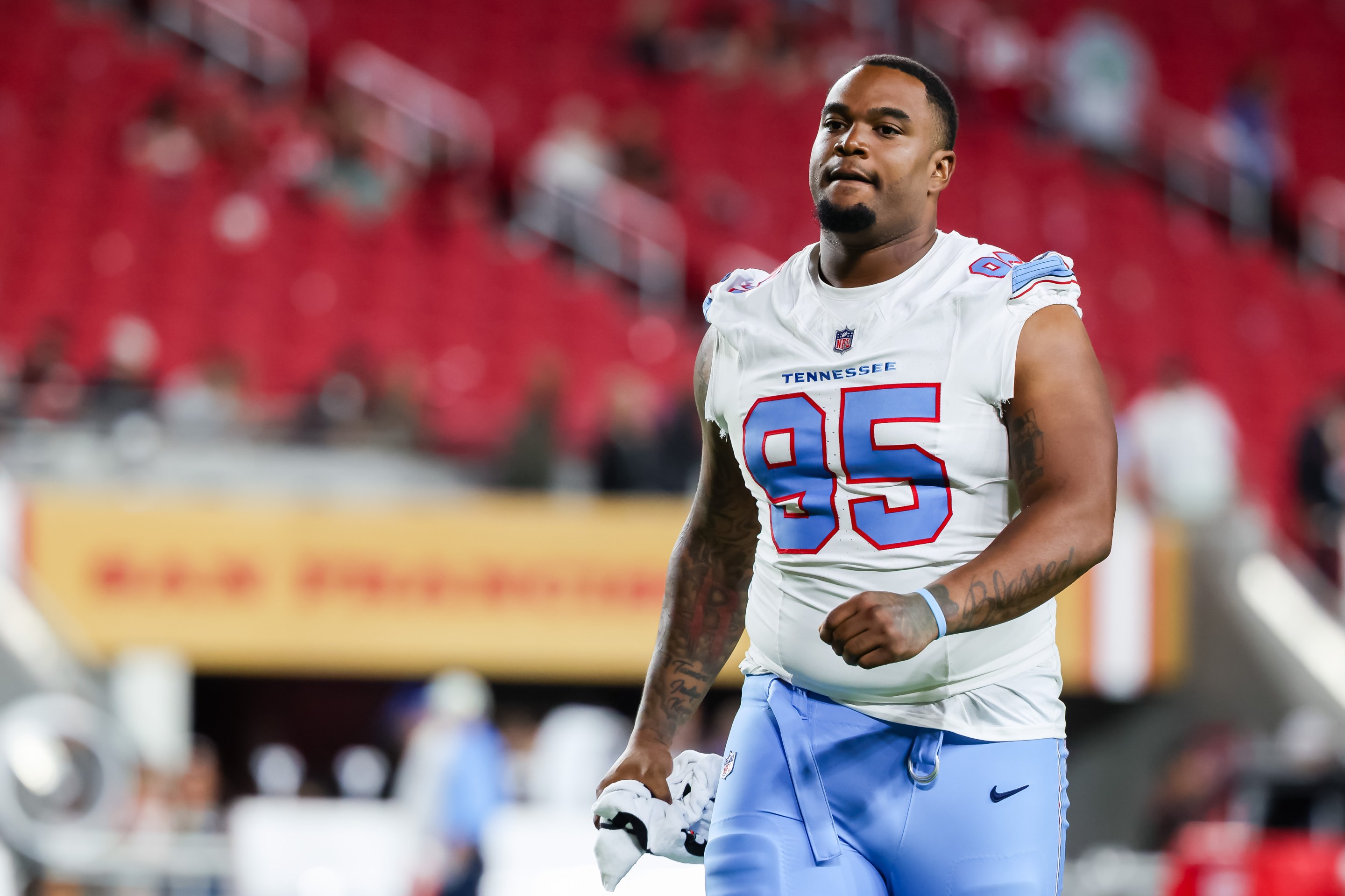 SANTA CLARA, CA - AUGUST 13: Jordan Elliott #95 of the Tennessee Titans walks to the locker room after a preseason NFL game on August 13, 2026 at Levi's Stadium in Santa Clara, CA. (Photo by Matthew Huang/Icon Sportswire via Getty Images)