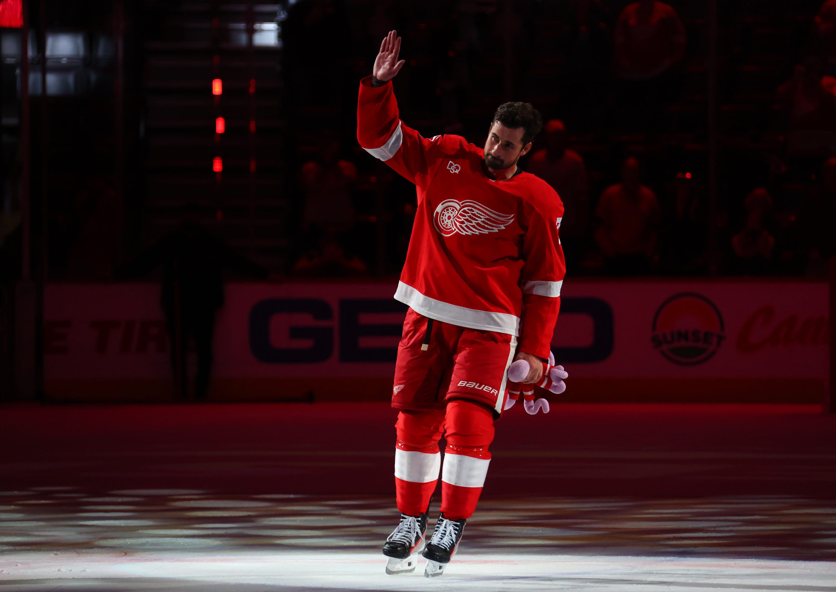 TORONTO, ON - SEPTEMBER 29: during the second period at the Scotiabank Arena on September 29, 2026 in Toronto, Ontario